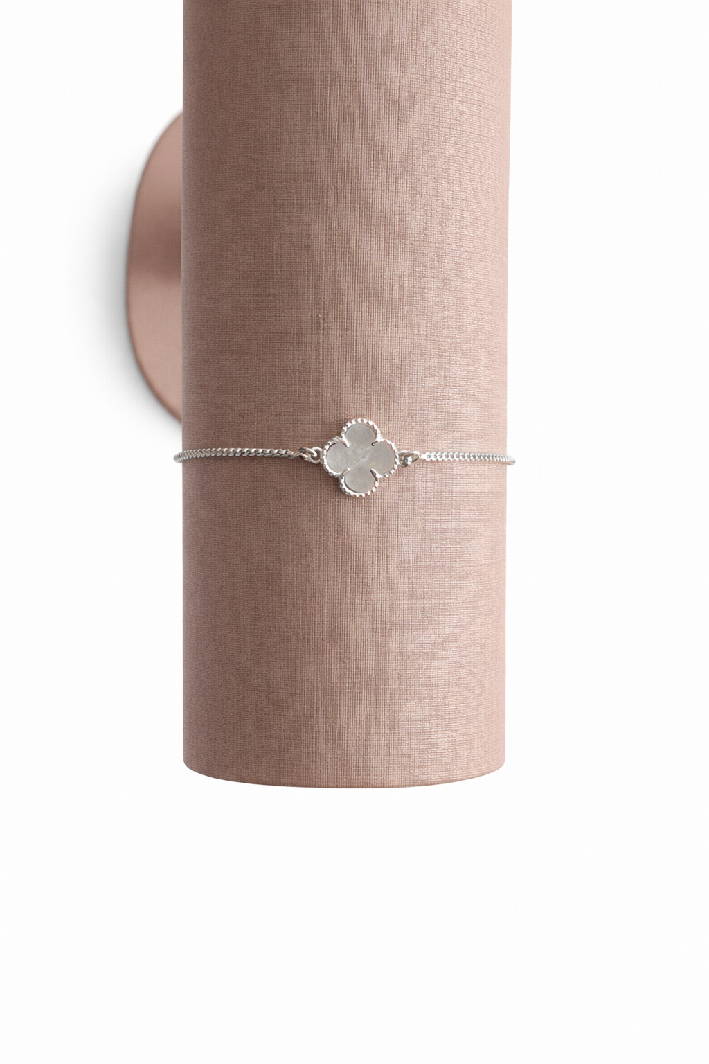 Pulseira Trevo Madrepérola