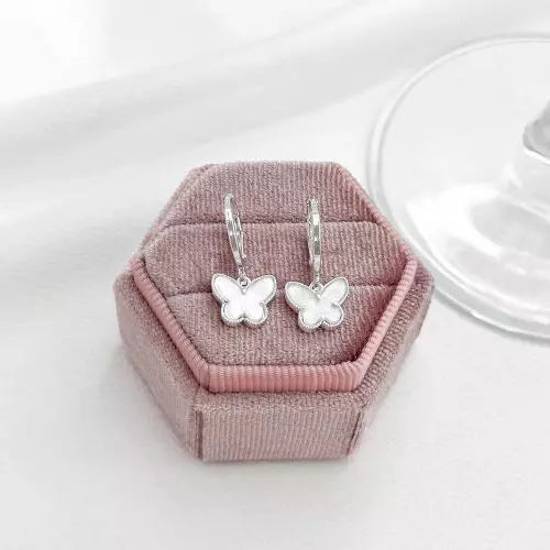 Argola Borboleta Madrepérola